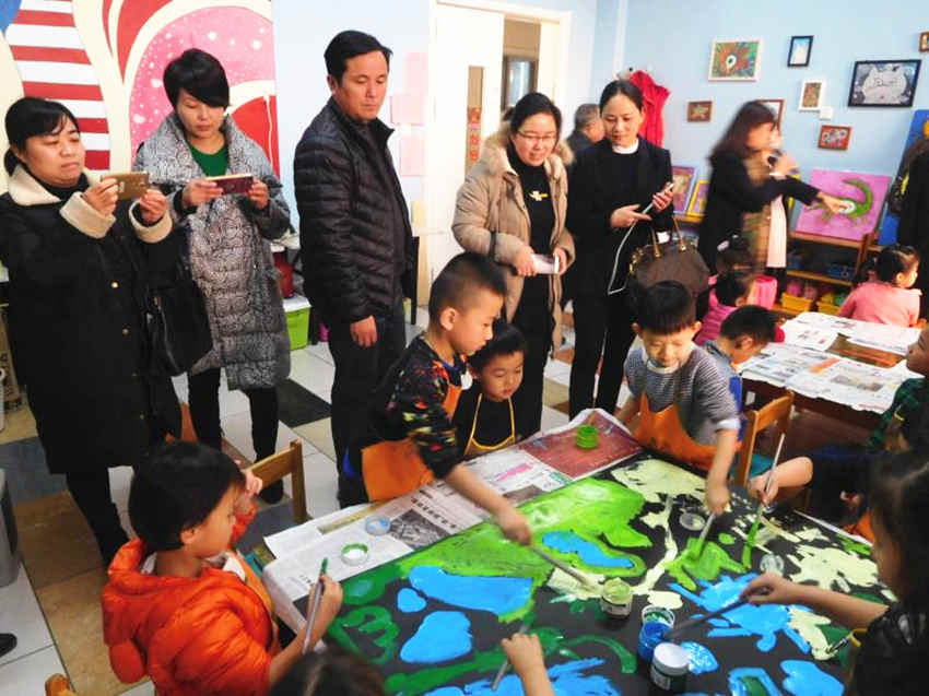 凝心聚力促發(fā)展，共繪藍(lán)圖譜新篇——菏澤市中華職教社文化教育專委會委員共商教育發(fā)展大計